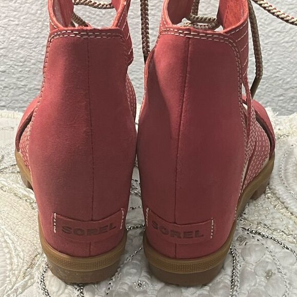 NWOT Sorel Joanie II Sandals - Picture 11 of 14